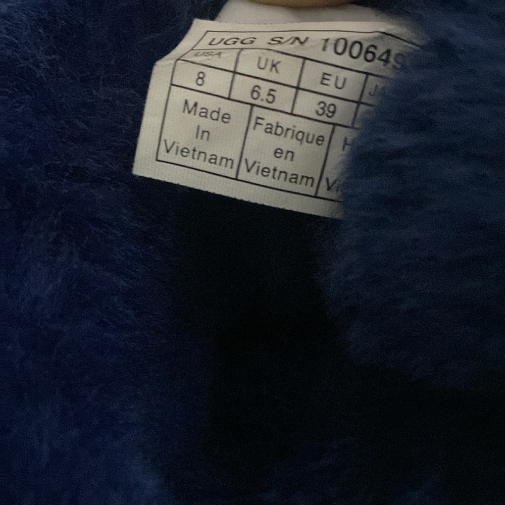 UGG Australia - Picture 4 of 6